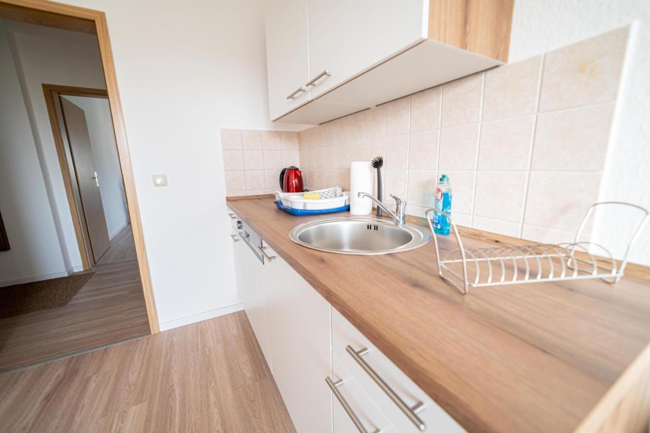 Fullhouse - Zwickau - R85 Apartments - Parking - 3 Beds - Nespresso Bagian luar foto
