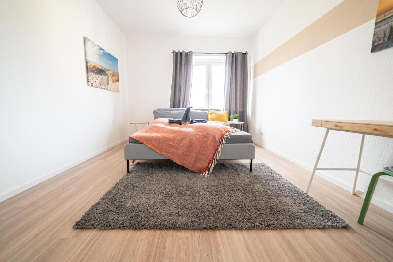 Fullhouse - Zwickau - R85 Apartments - Parking - 3 Beds - Nespresso Bagian luar foto